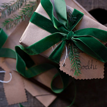 10Mm 25 Yards Velvet Ribbon Green for Christmas Crafts, Gift Packaging, Wedding Decor, Xmas Wrapping Decorations