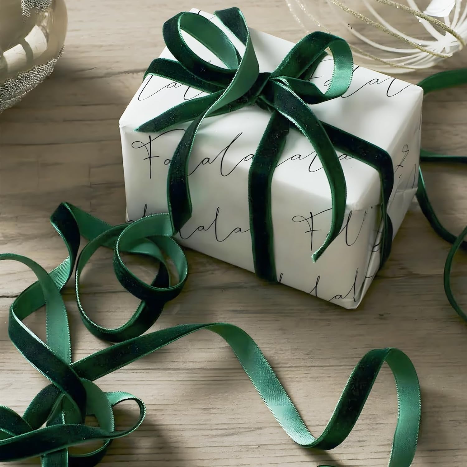 10Mm 25 Yards Velvet Ribbon Green for Christmas Crafts, Gift Packaging, Wedding Decor, Xmas Wrapping Decorations