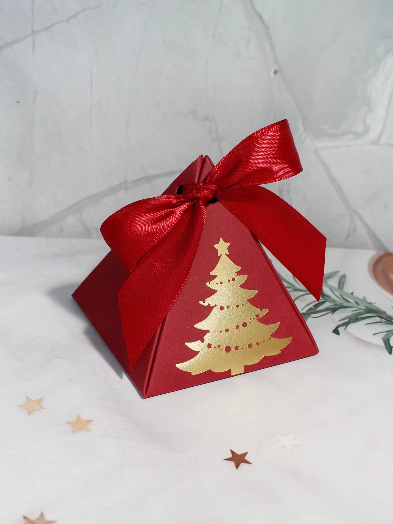 Christmastriangle Box Christmas Party Favors Gift Boxs for Christmas Decorations, Merry Christmas Holiday Gift Wrapping Goodie B