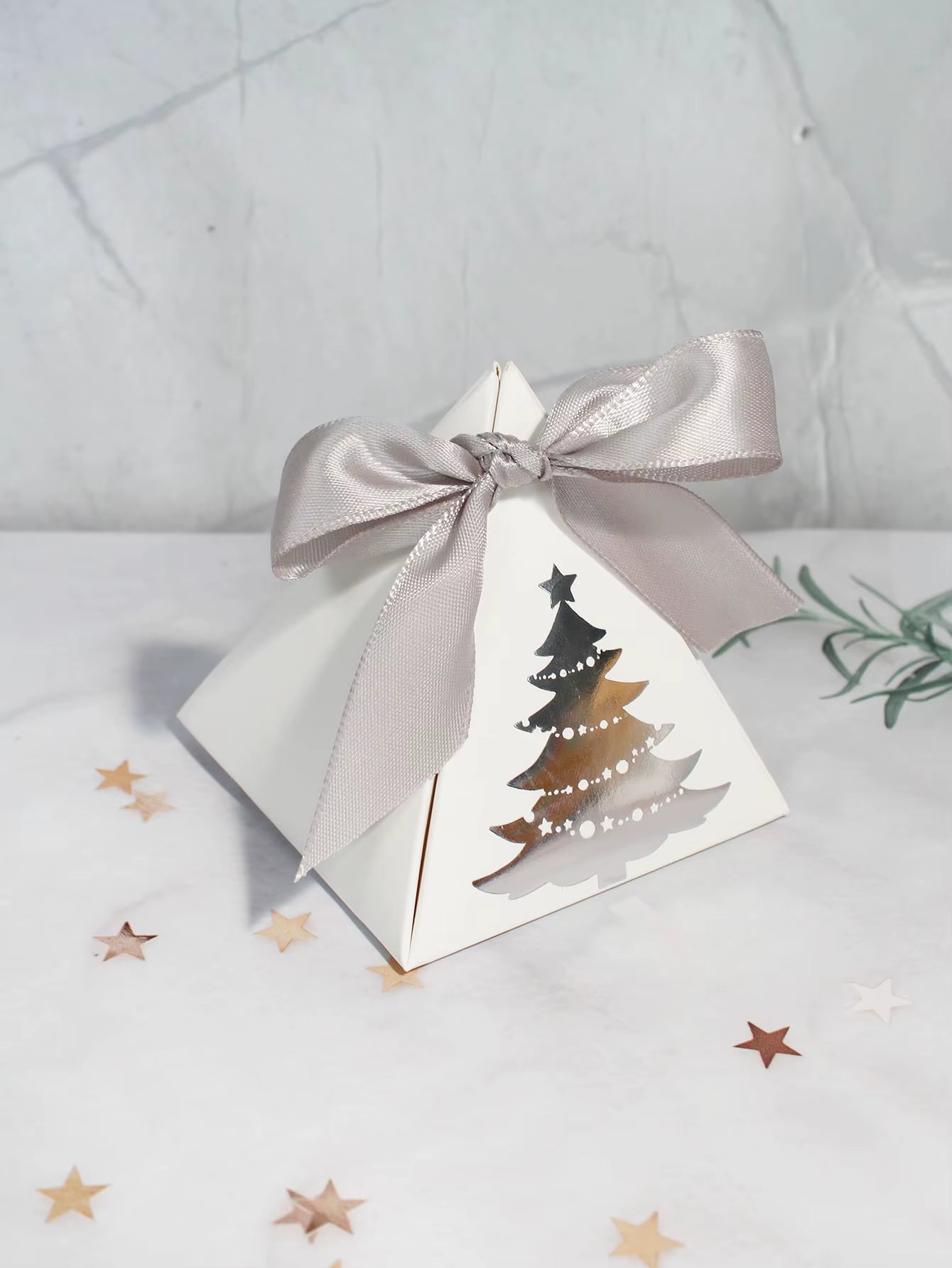 Christmastriangle Box Christmas Party Favors Gift Boxs for Christmas Decorations, Merry Christmas Holiday Gift Wrapping Goodie B