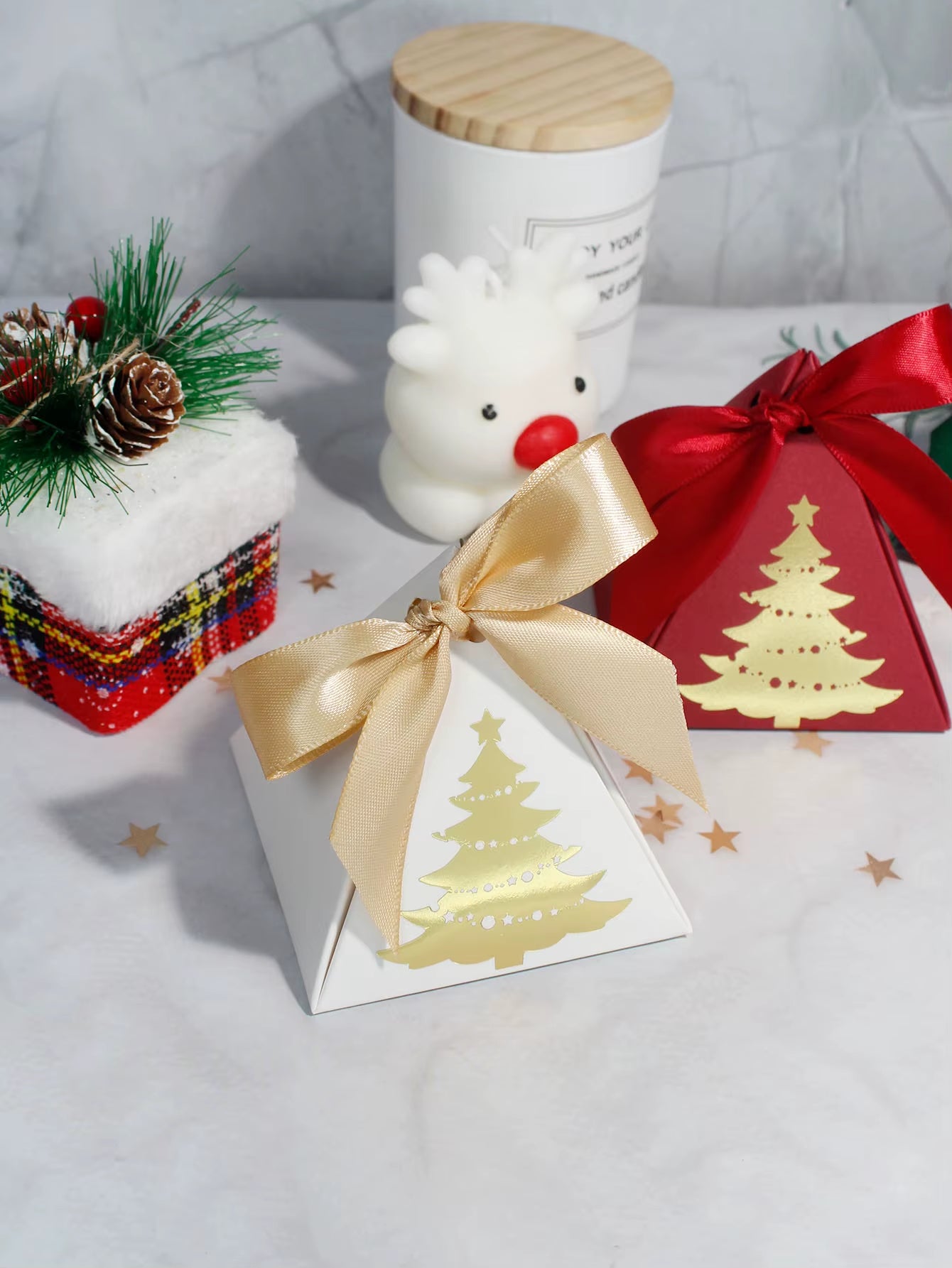 Christmastriangle Box Christmas Party Favors Gift Boxs for Christmas Decorations, Merry Christmas Holiday Gift Wrapping Goodie B